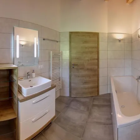Gamsknogel Mit Privatem Pool Und Whirlpool